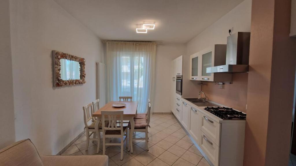 Residence Gabbiano Vista Mare San Mauro Mare Exterior photo